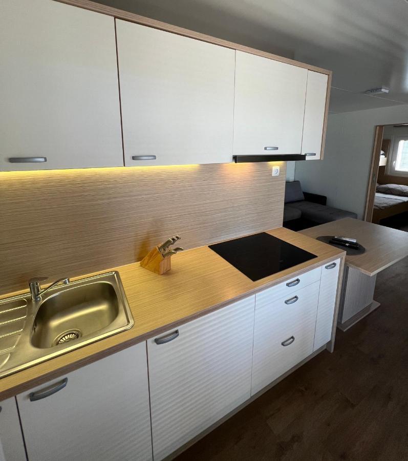 Zen Murter Mobil Home Betina  Dış mekan fotoğraf
